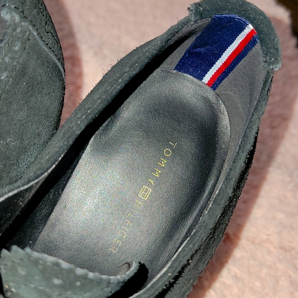 Shoes - Picture 4 of 4